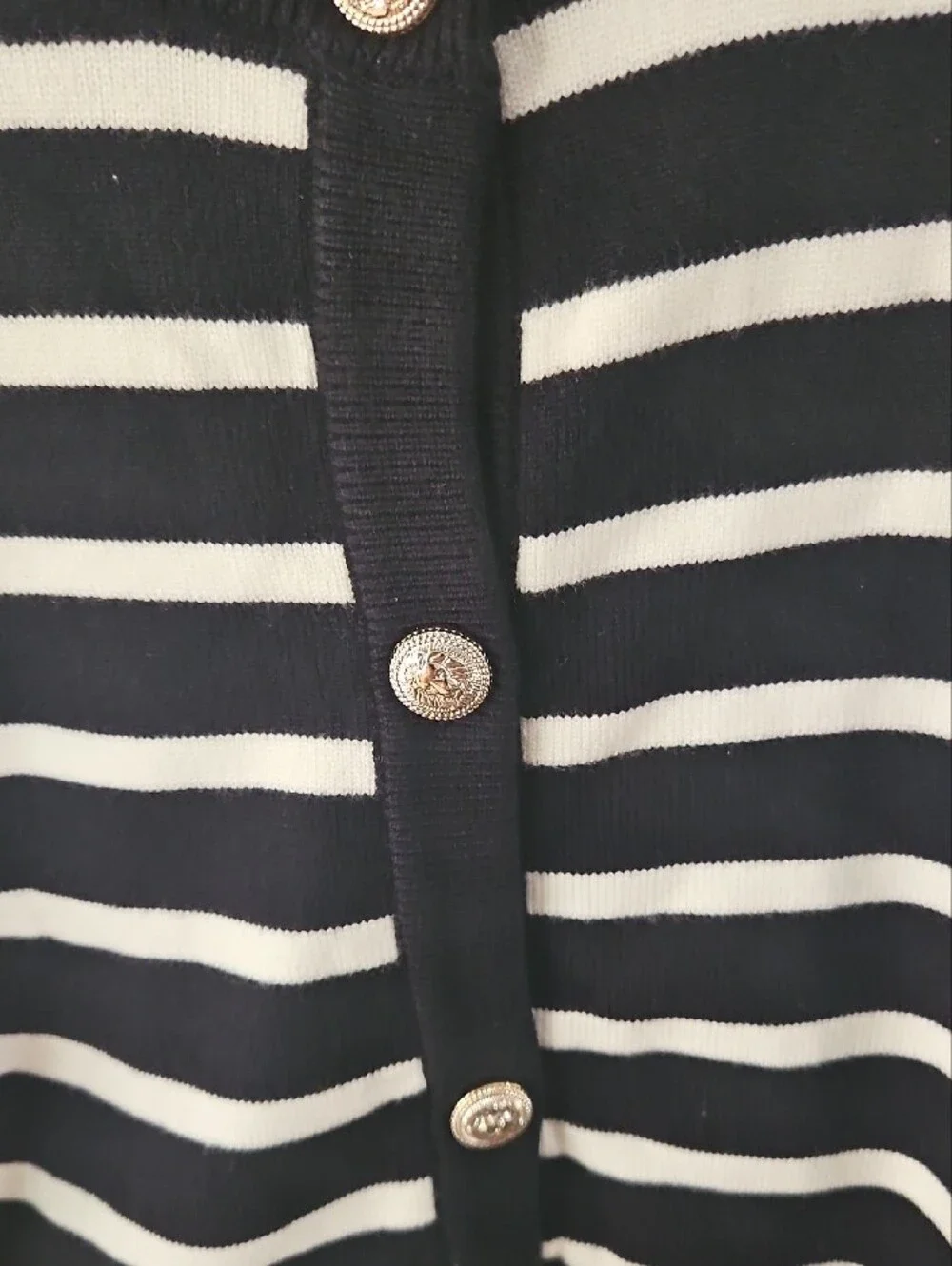 NEW Knitic Black & White Striped Button Cardigan. Sz L